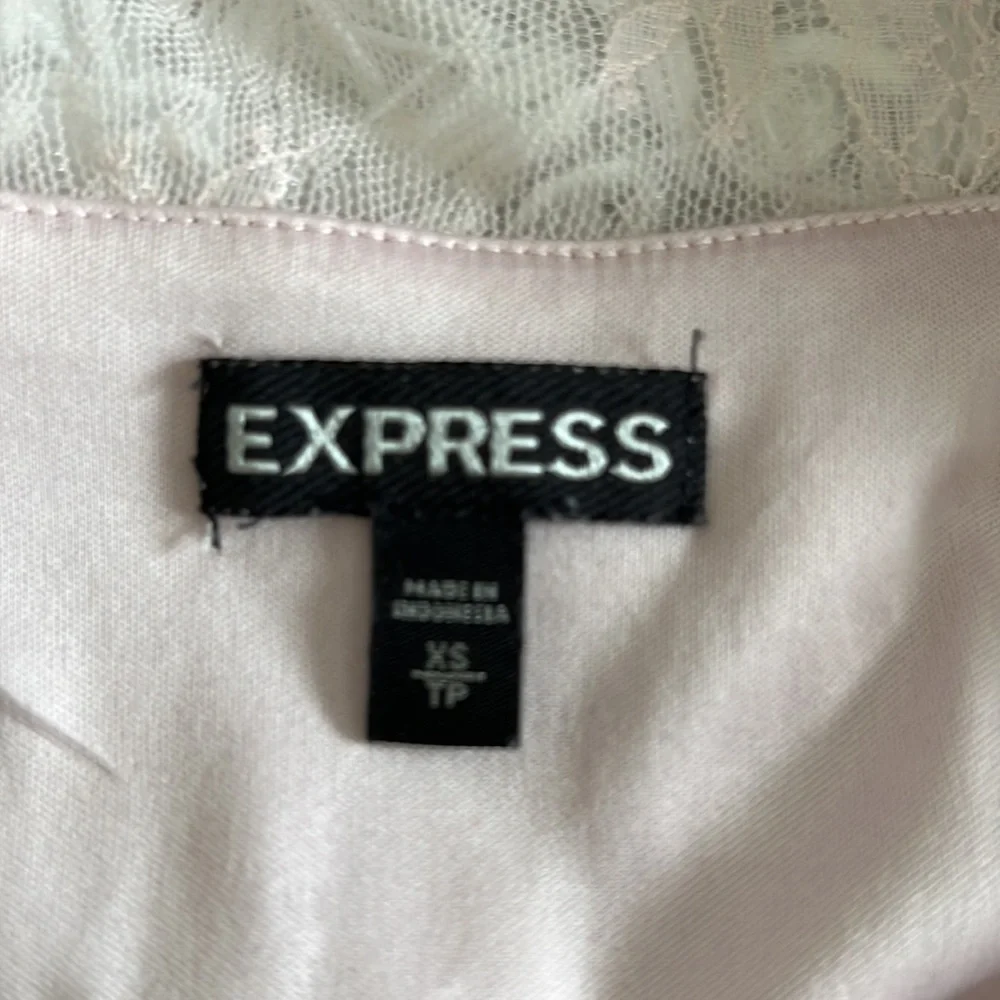 Express, Size XS - Picture 4 of 4
